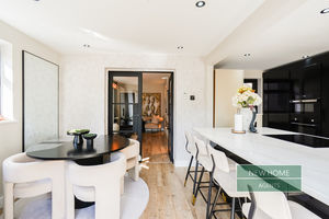 Photo 24- click for photo gallery